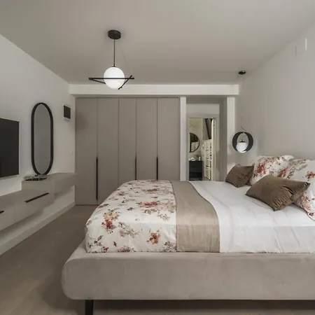 Bonavia - Crowoder Luxury Rent * Ζαντάρ